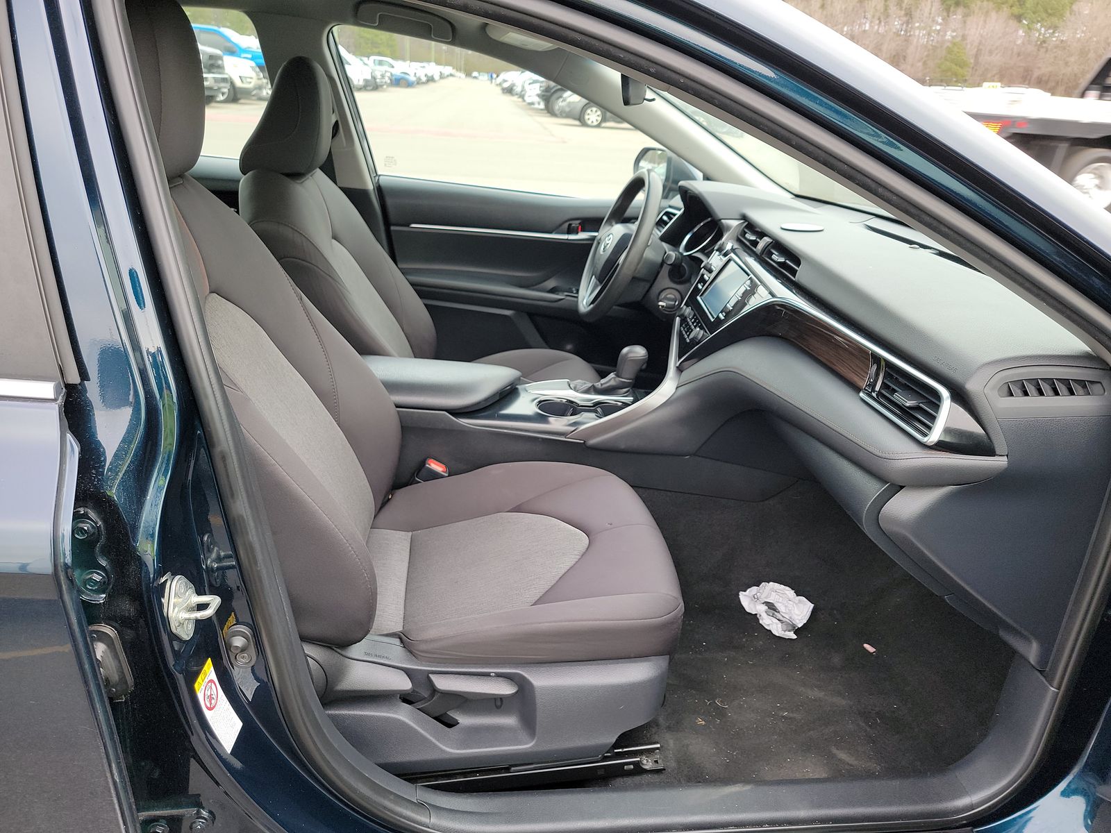 2018 Toyota Camry LE FWD