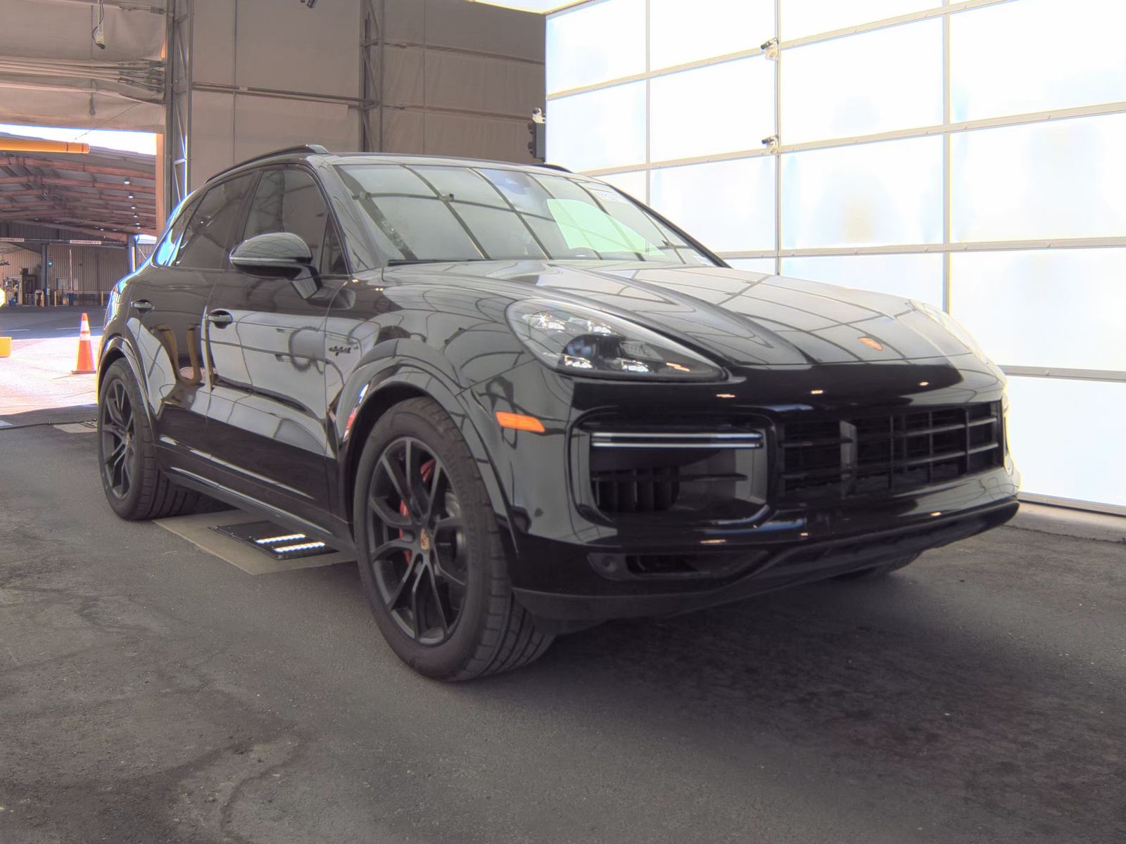 PORSCHE CAYENNE - 5
