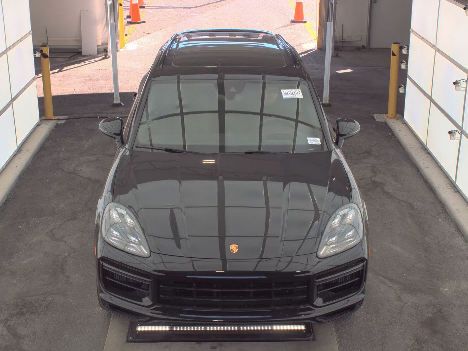 PORSCHE CAYENNE - 3