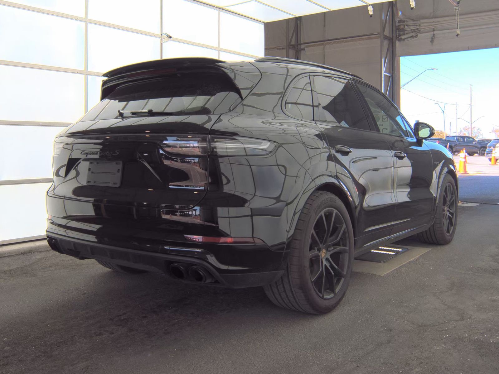PORSCHE CAYENNE - 6
