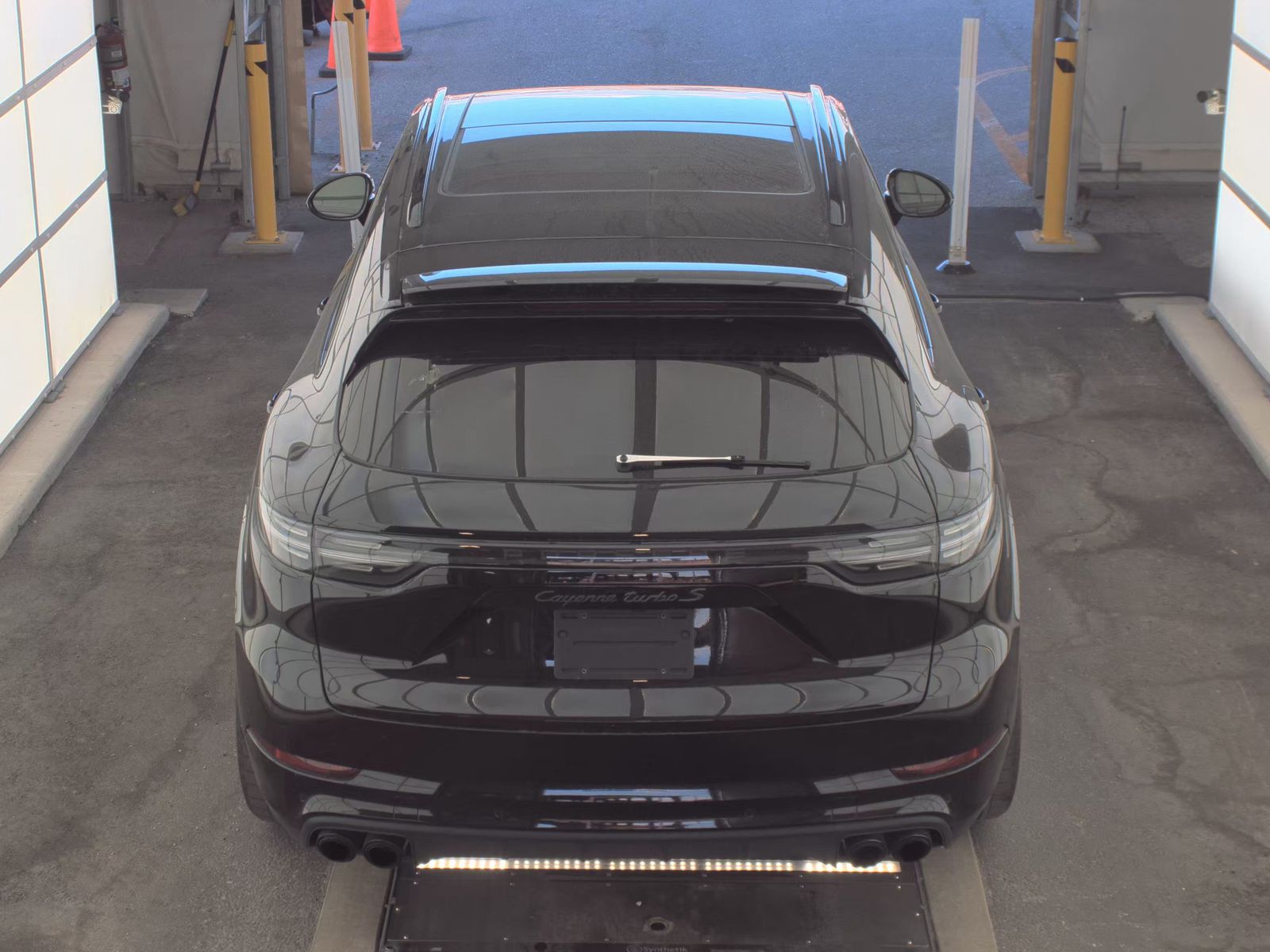 PORSCHE CAYENNE - 7