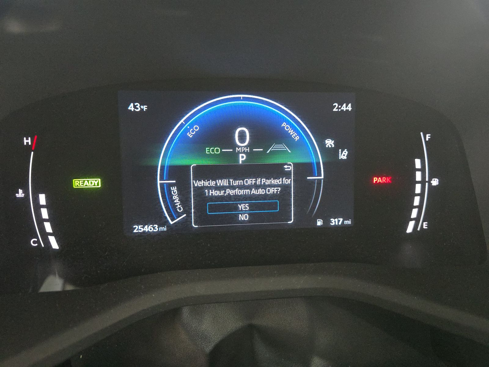 2025 Toyota Camry LE FWD