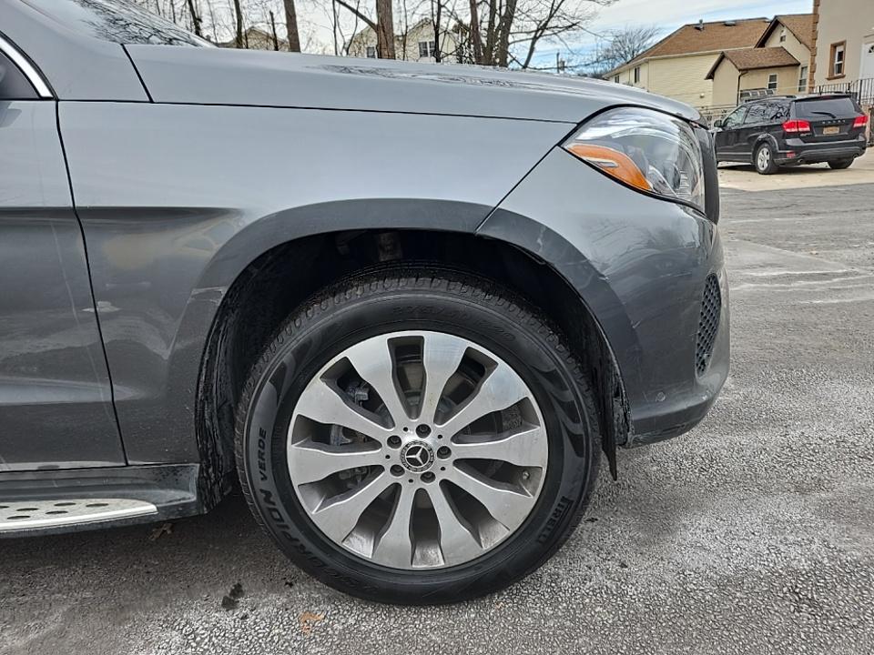 MERCEDES-BENZ GLS - 10