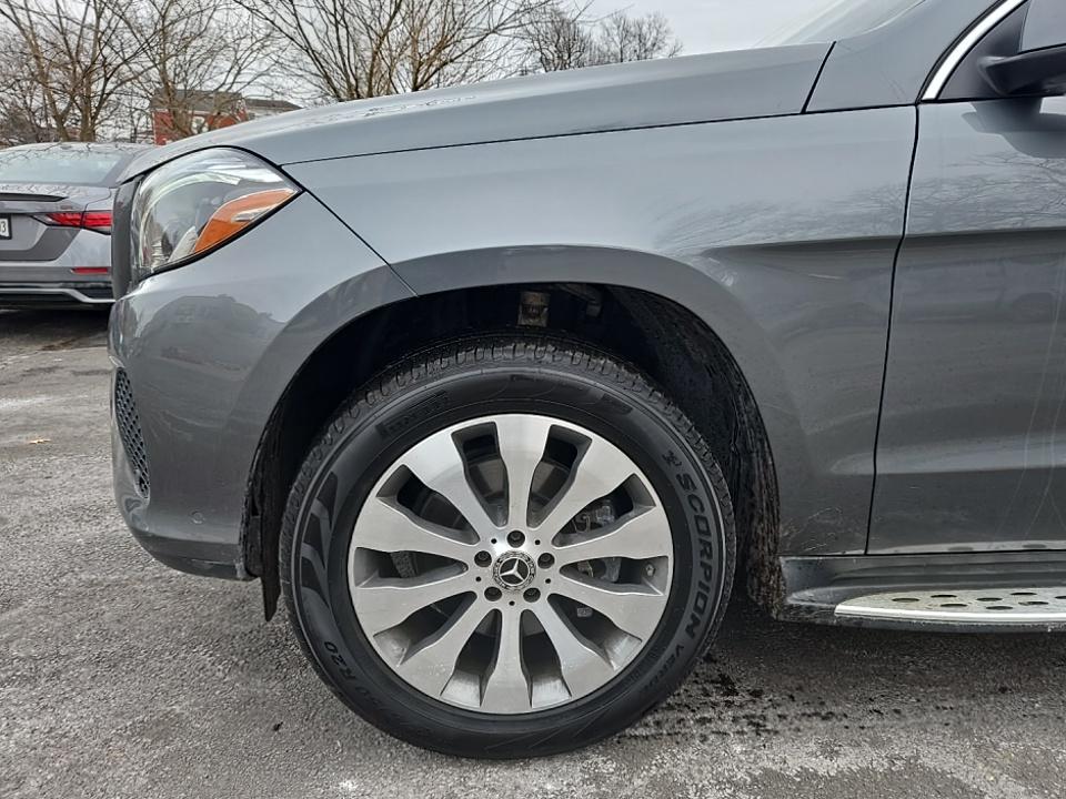 MERCEDES-BENZ GLS - 9