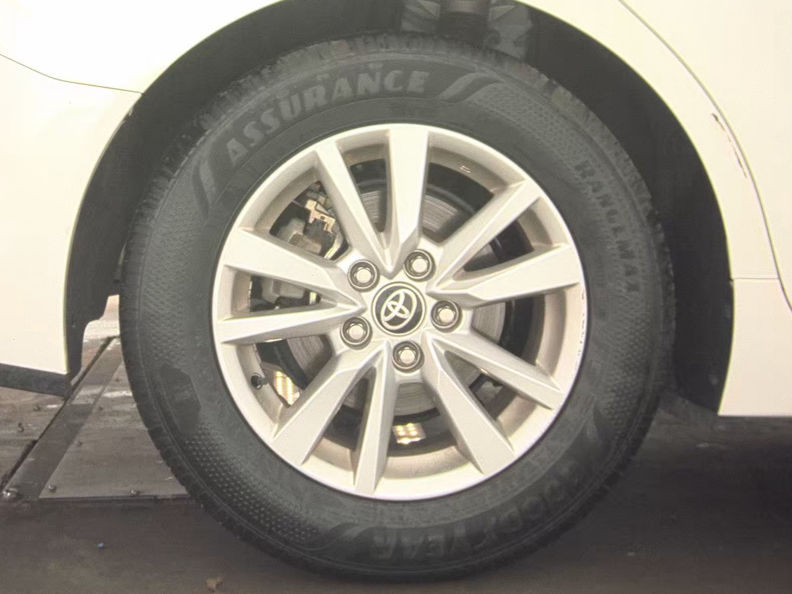 2025 Toyota Camry LE FWD