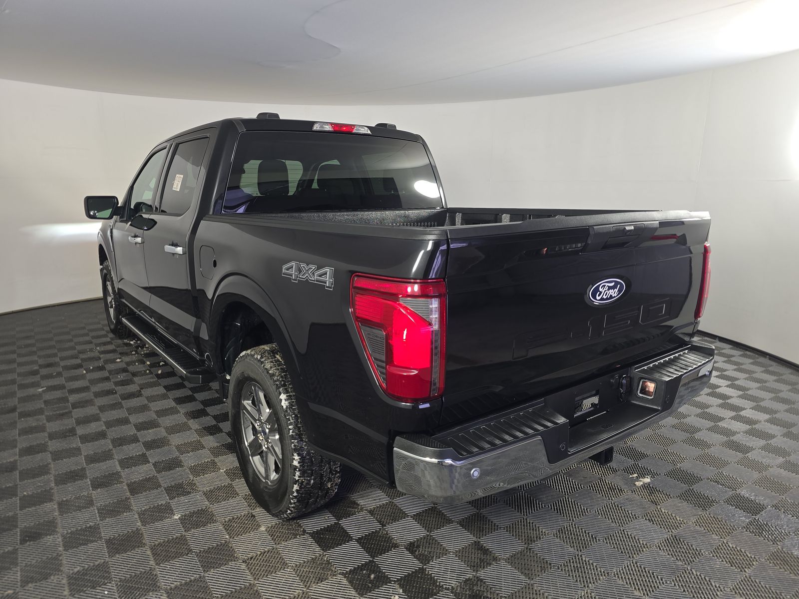 2025 Ford F-150 XLT AWD