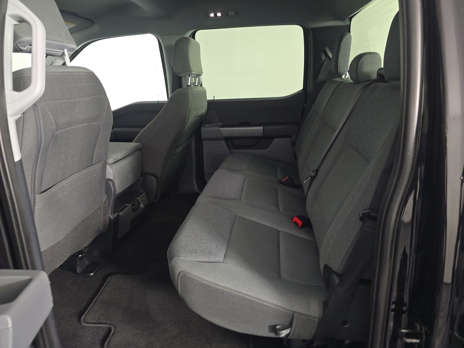 2025 Ford F-150 XLT AWD