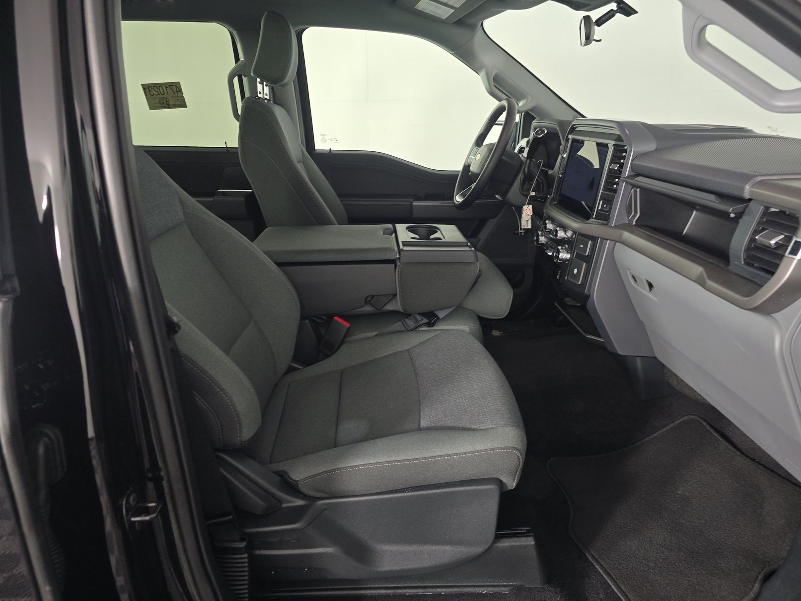 2025 Ford F-150 XLT AWD