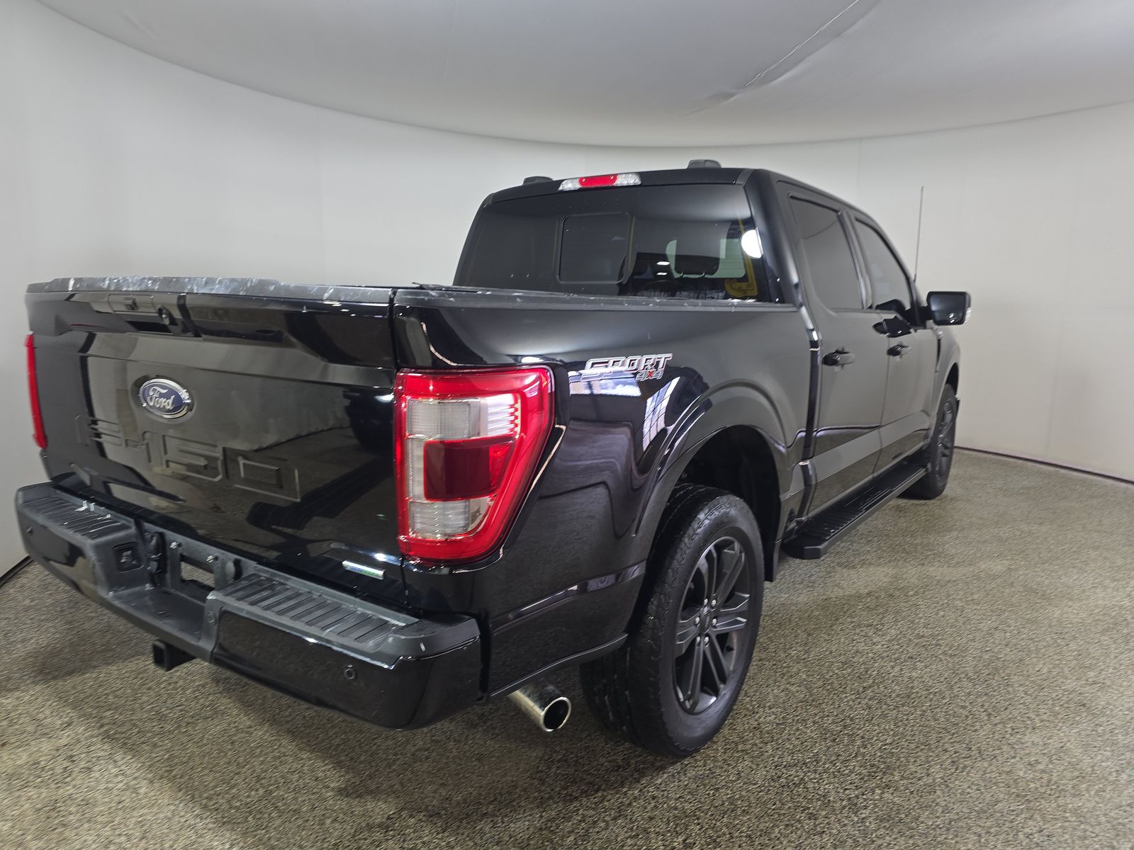 2023 Ford F-150 Lariat AWD