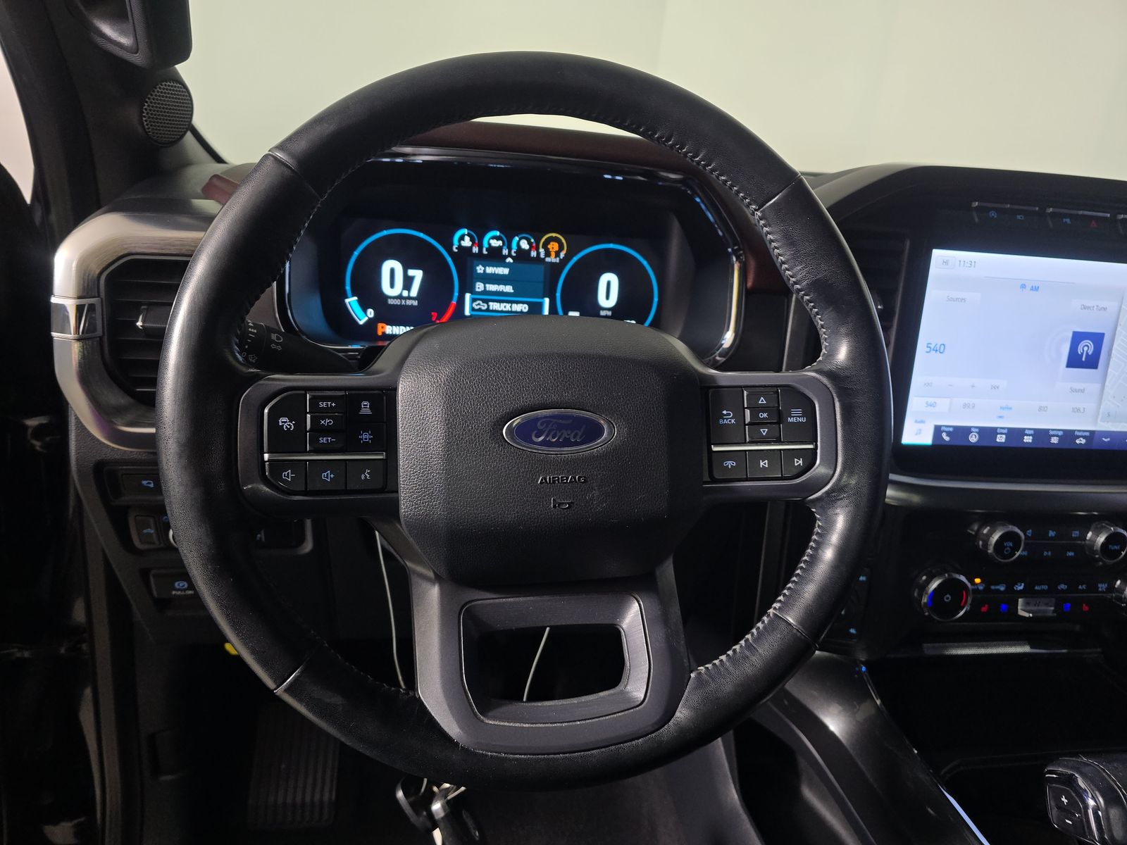 2023 Ford F-150 Lariat AWD