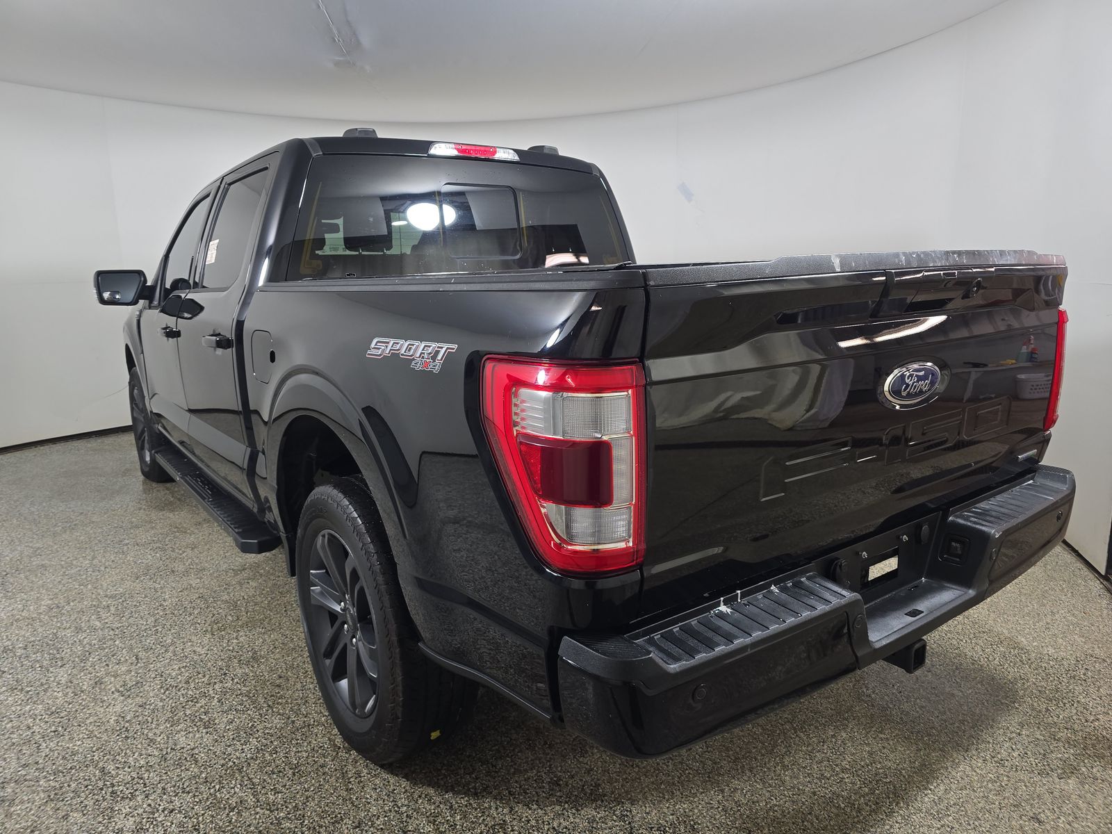 2023 Ford F-150 Lariat AWD