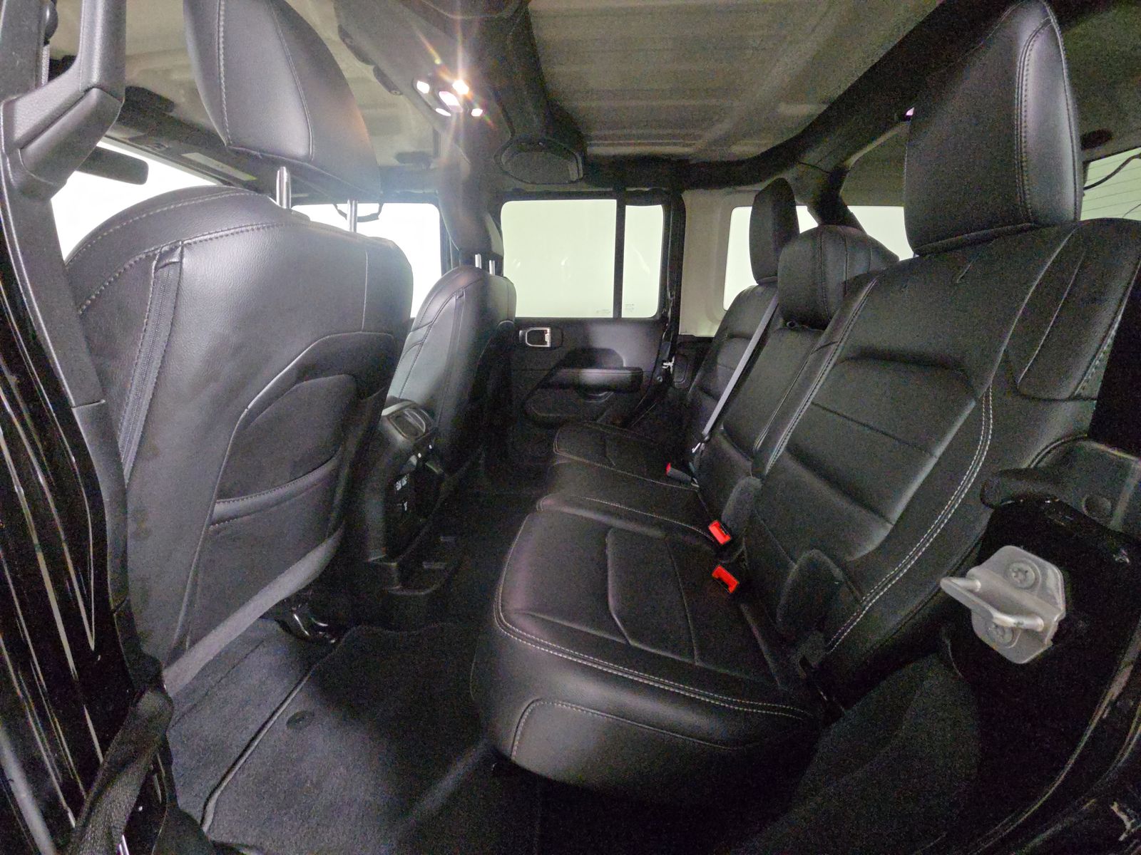 2022 Jeep Wrangler Unlimited Sahara AWD