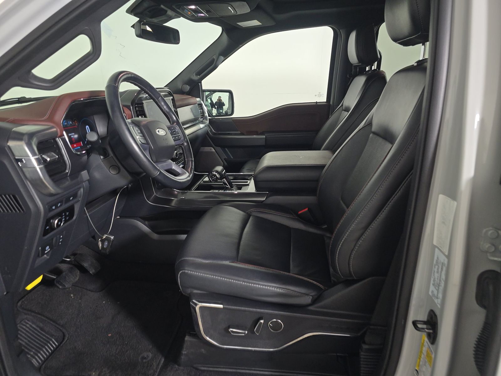 2023 Ford F-150 Lariat AWD