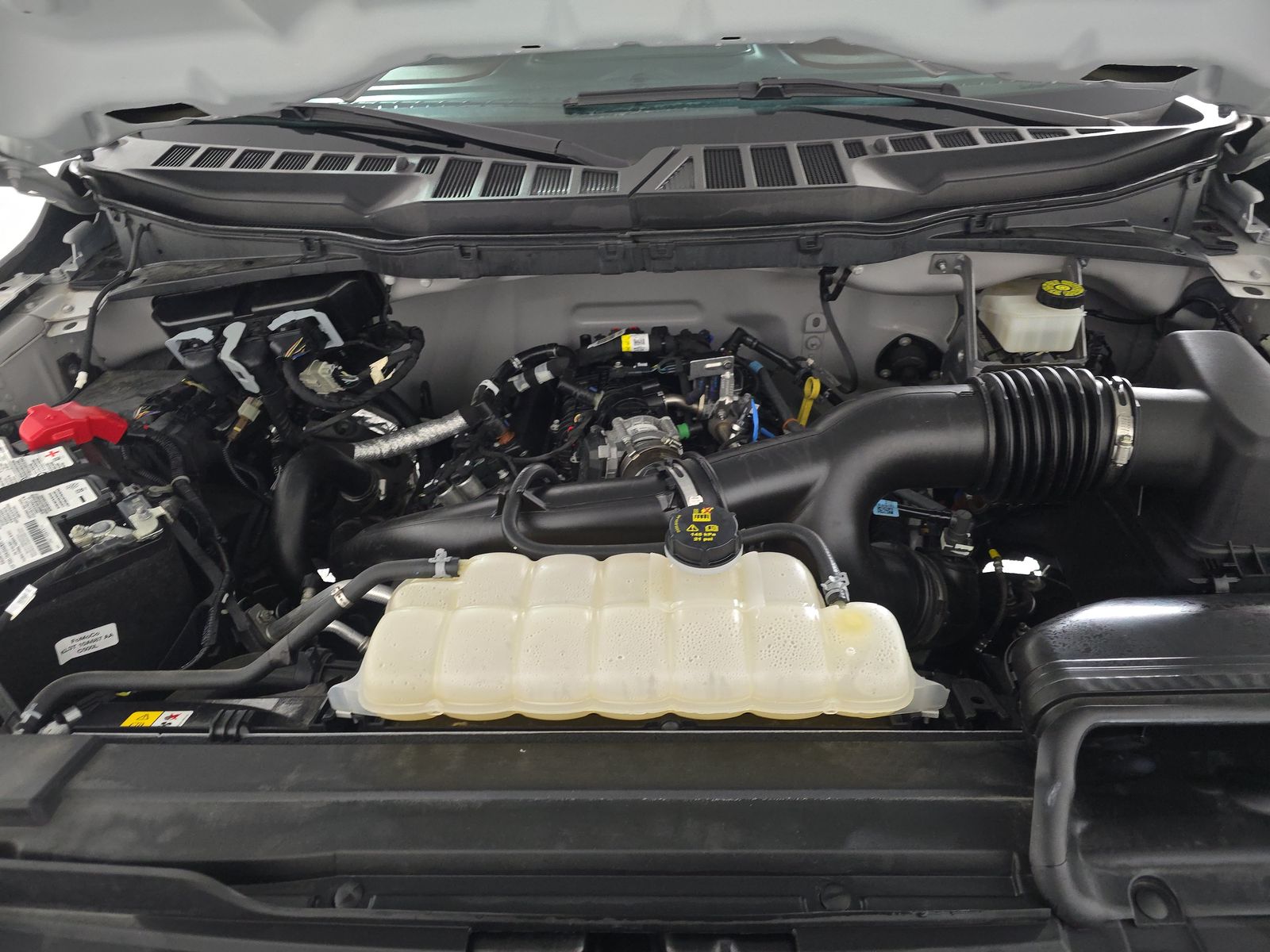 2023 Ford F-150 Lariat AWD