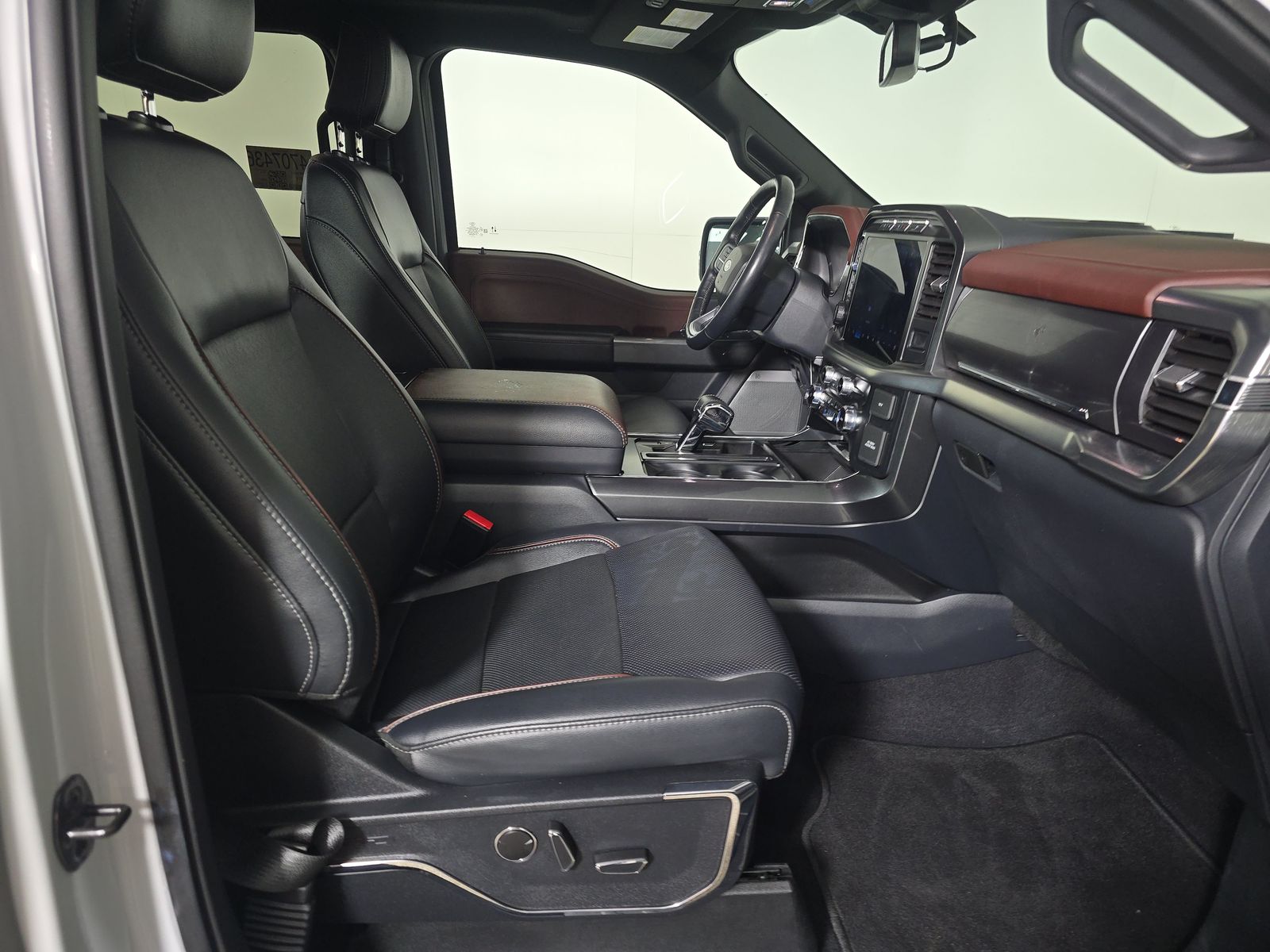 2023 Ford F-150 Lariat AWD