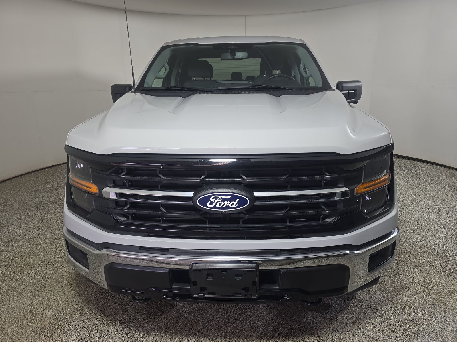 2024 Ford F-150 XLT AWD