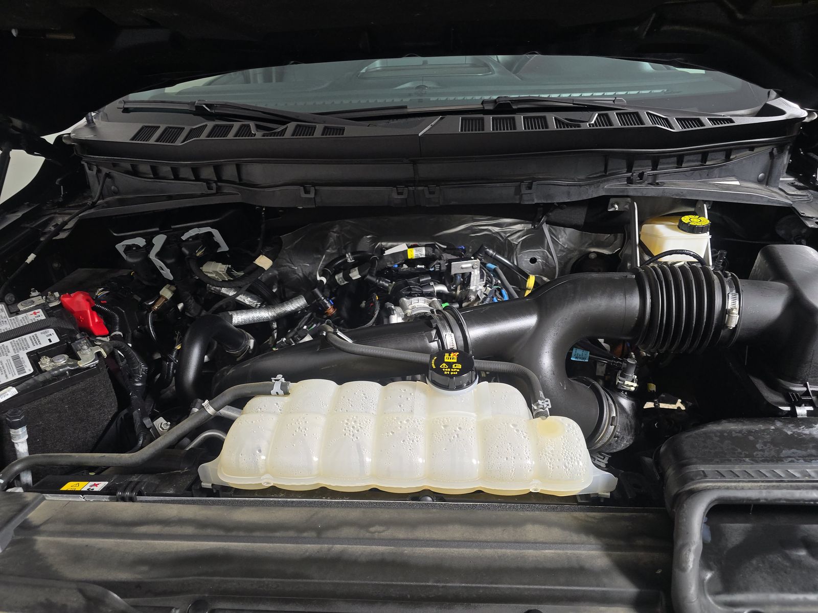 2023 Ford F-150 Lariat AWD