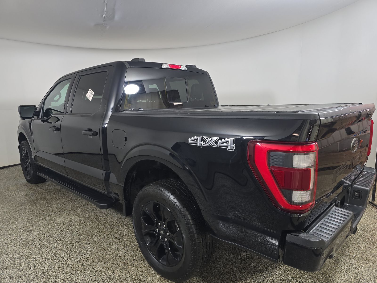 2023 Ford F-150 Lariat AWD
