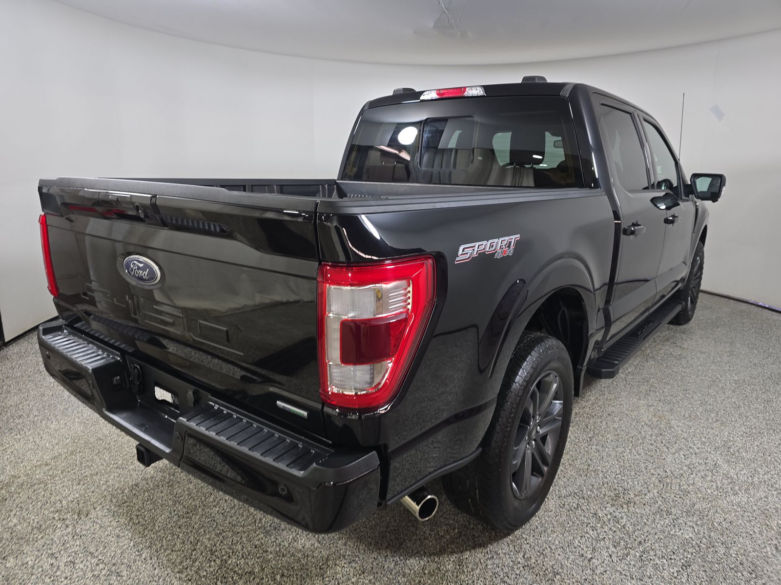 2023 Ford F-150 Lariat AWD