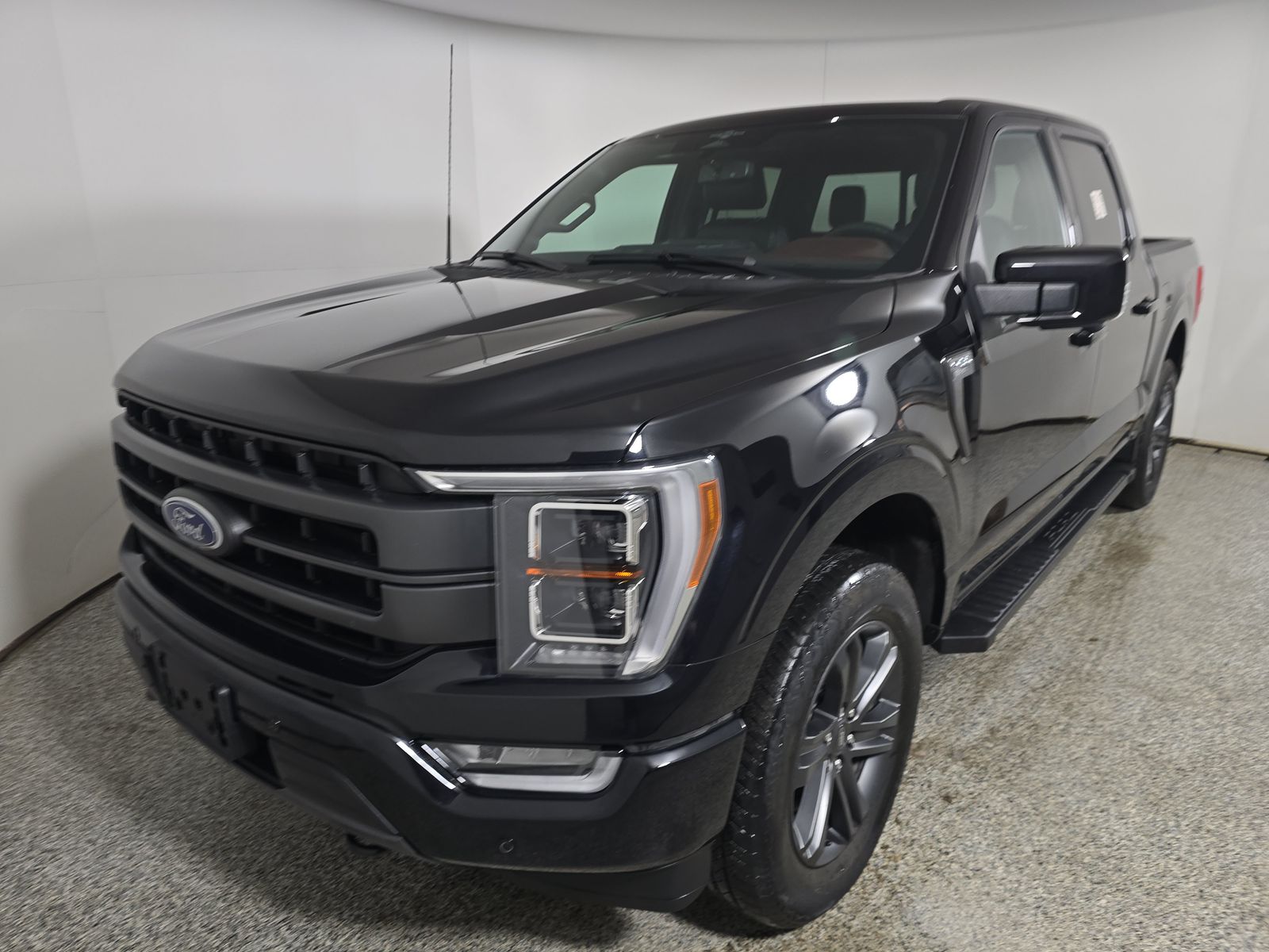 2023 Ford F-150 Lariat AWD