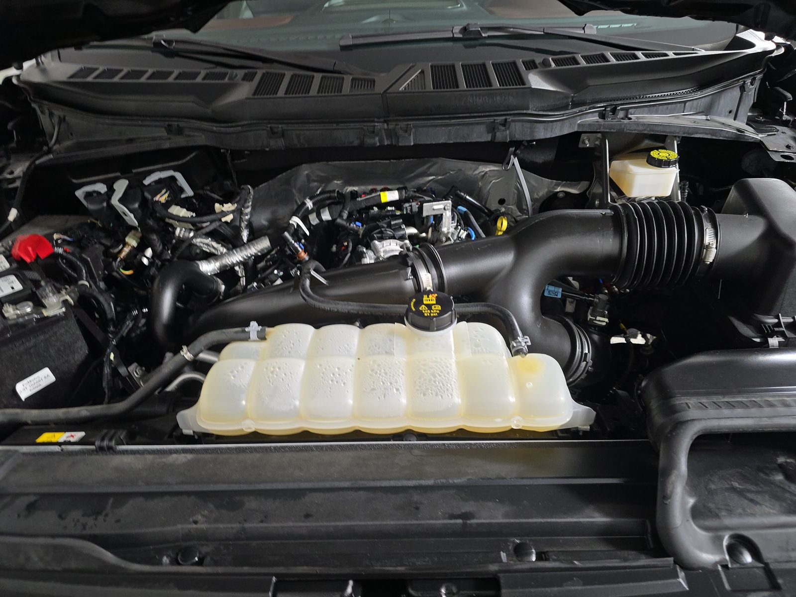 2023 Ford F-150 Lariat AWD