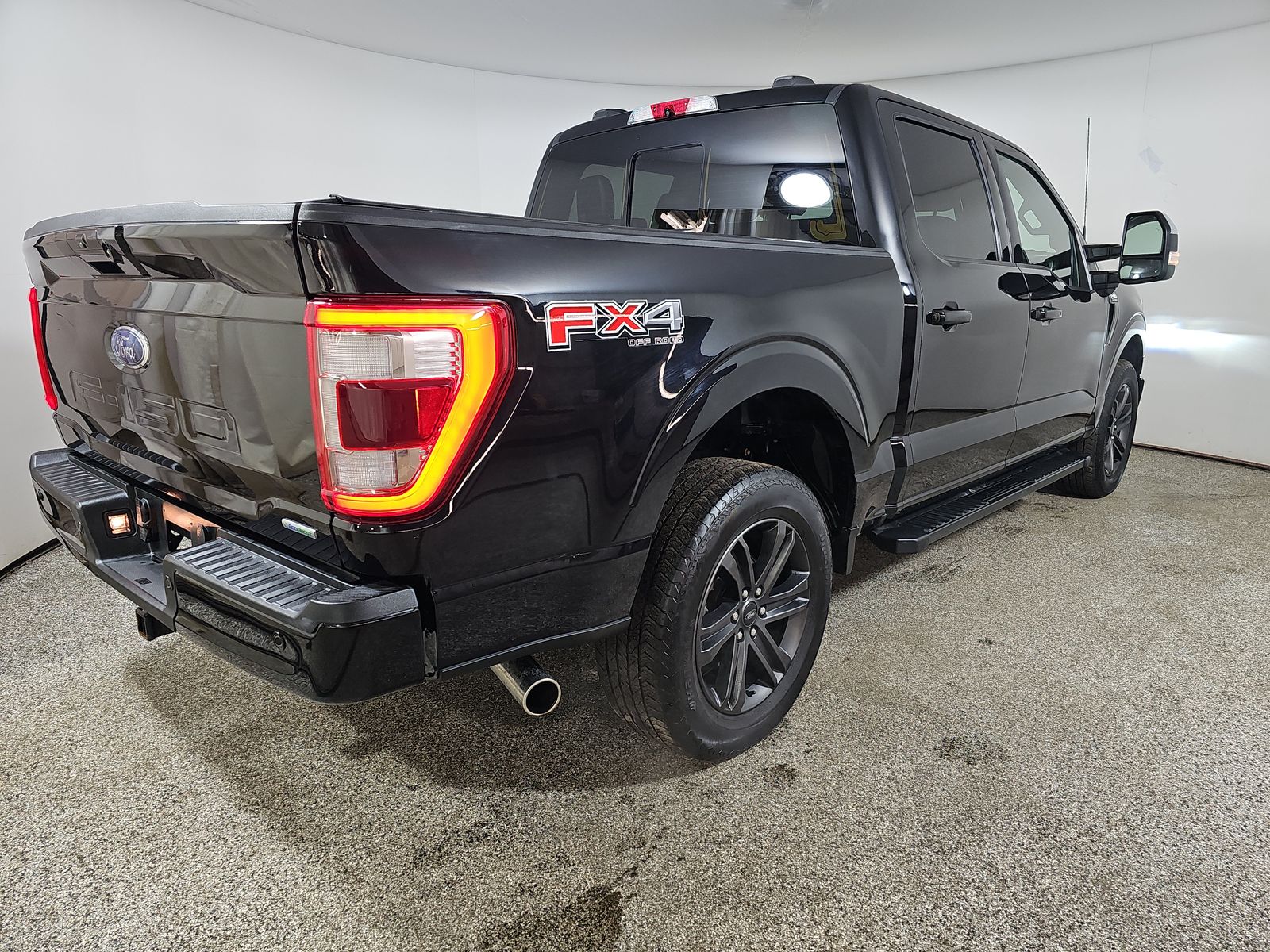 2022 Ford F-150 Lariat AWD