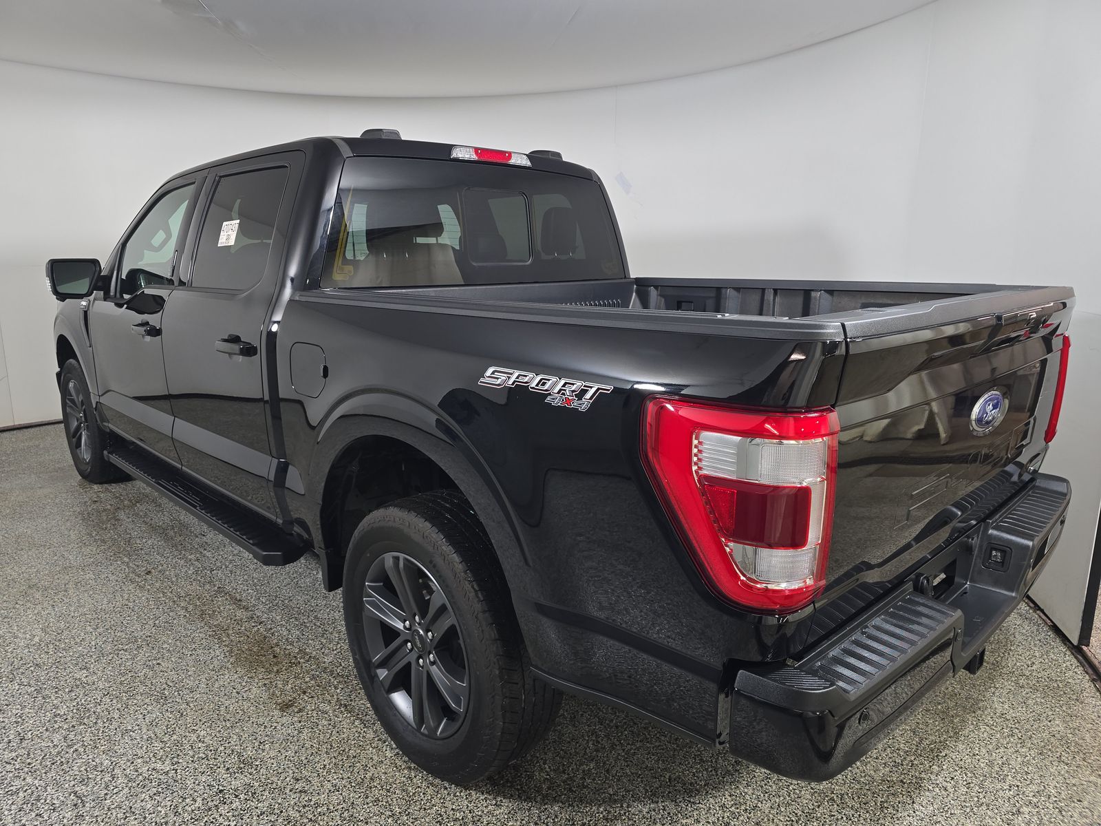 2023 Ford F-150 Lariat AWD