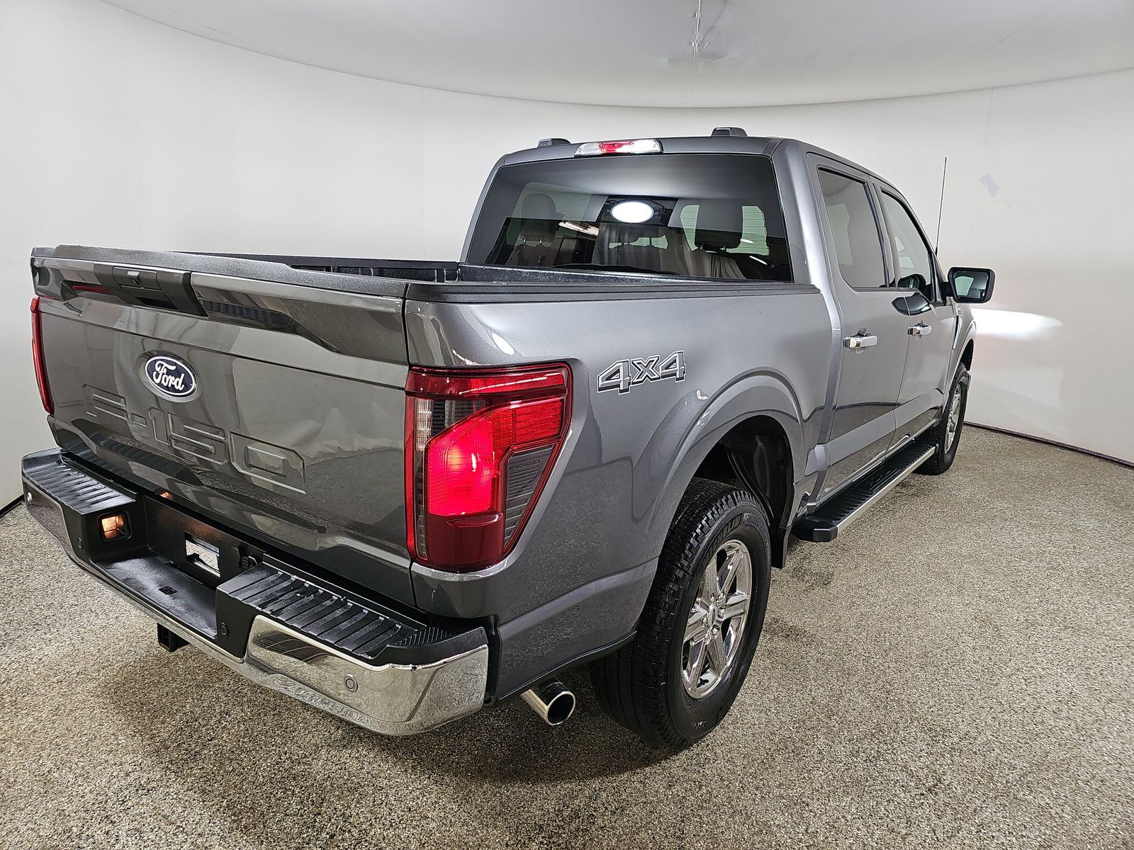 2025 Ford F-150 XLT AWD