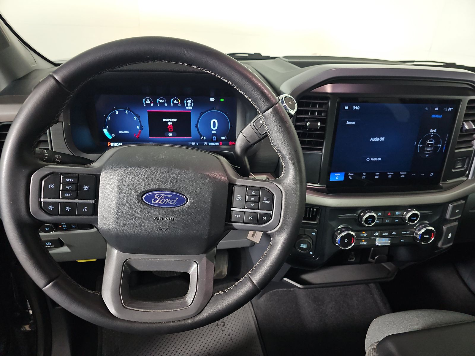 2025 Ford F-150 XLT AWD