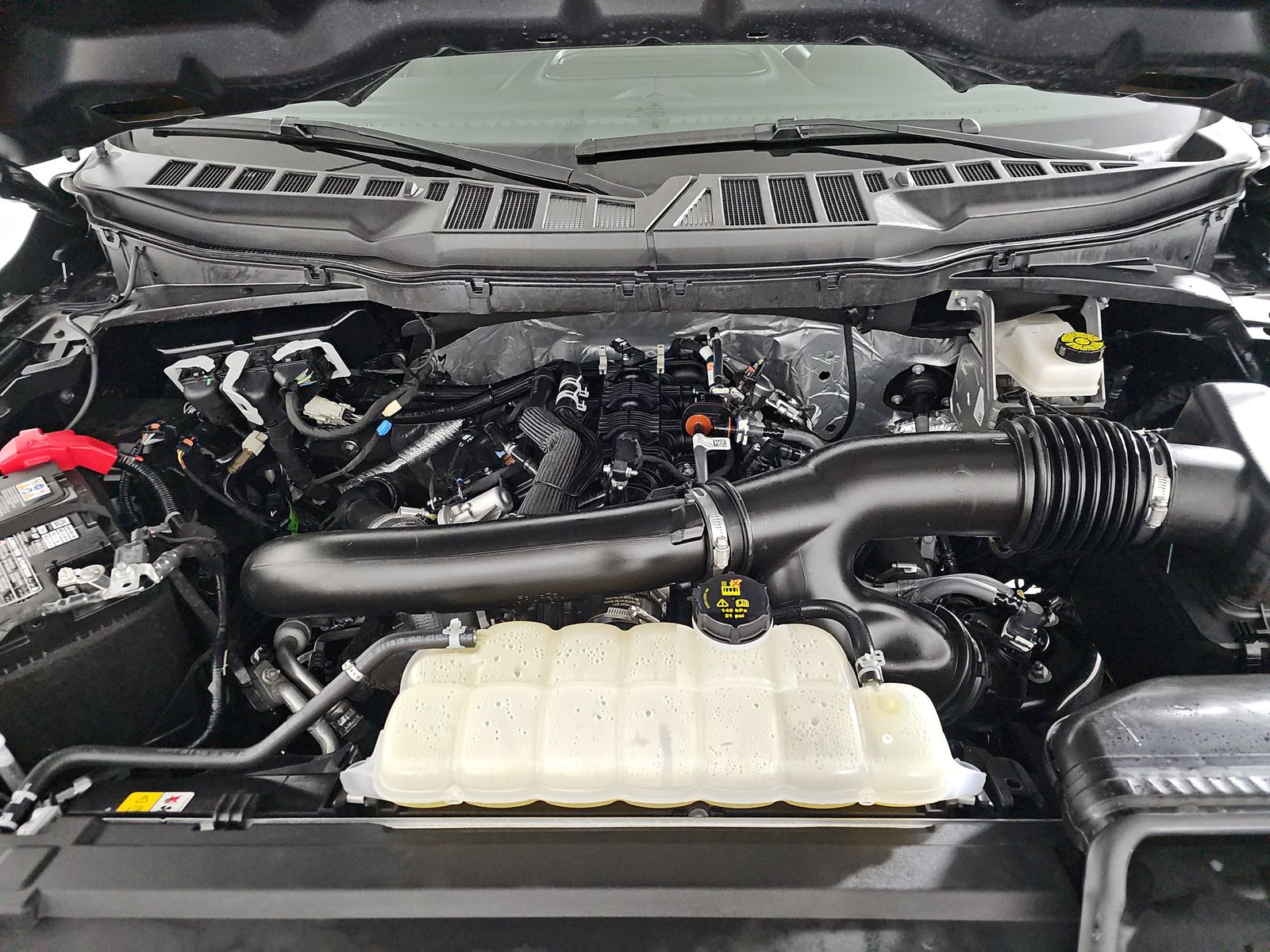 2025 Ford F-150 XLT AWD