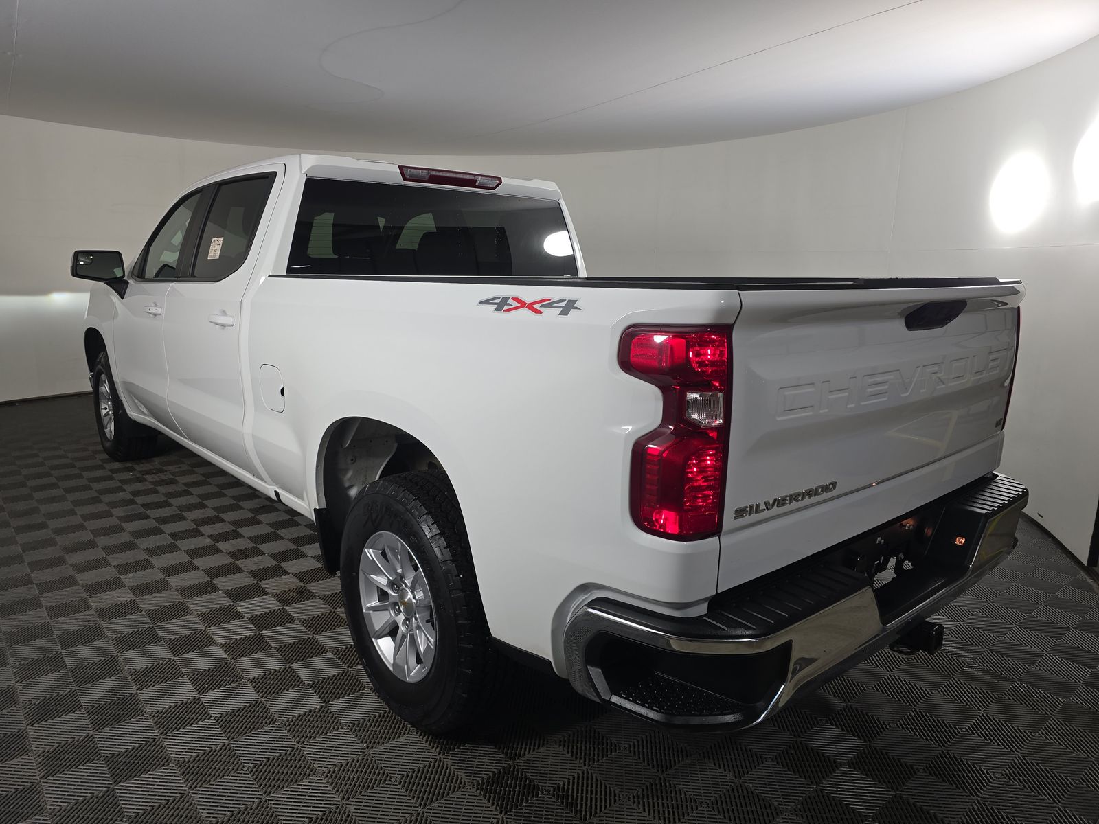 2025 Chevrolet Silverado 1500 LT AWD