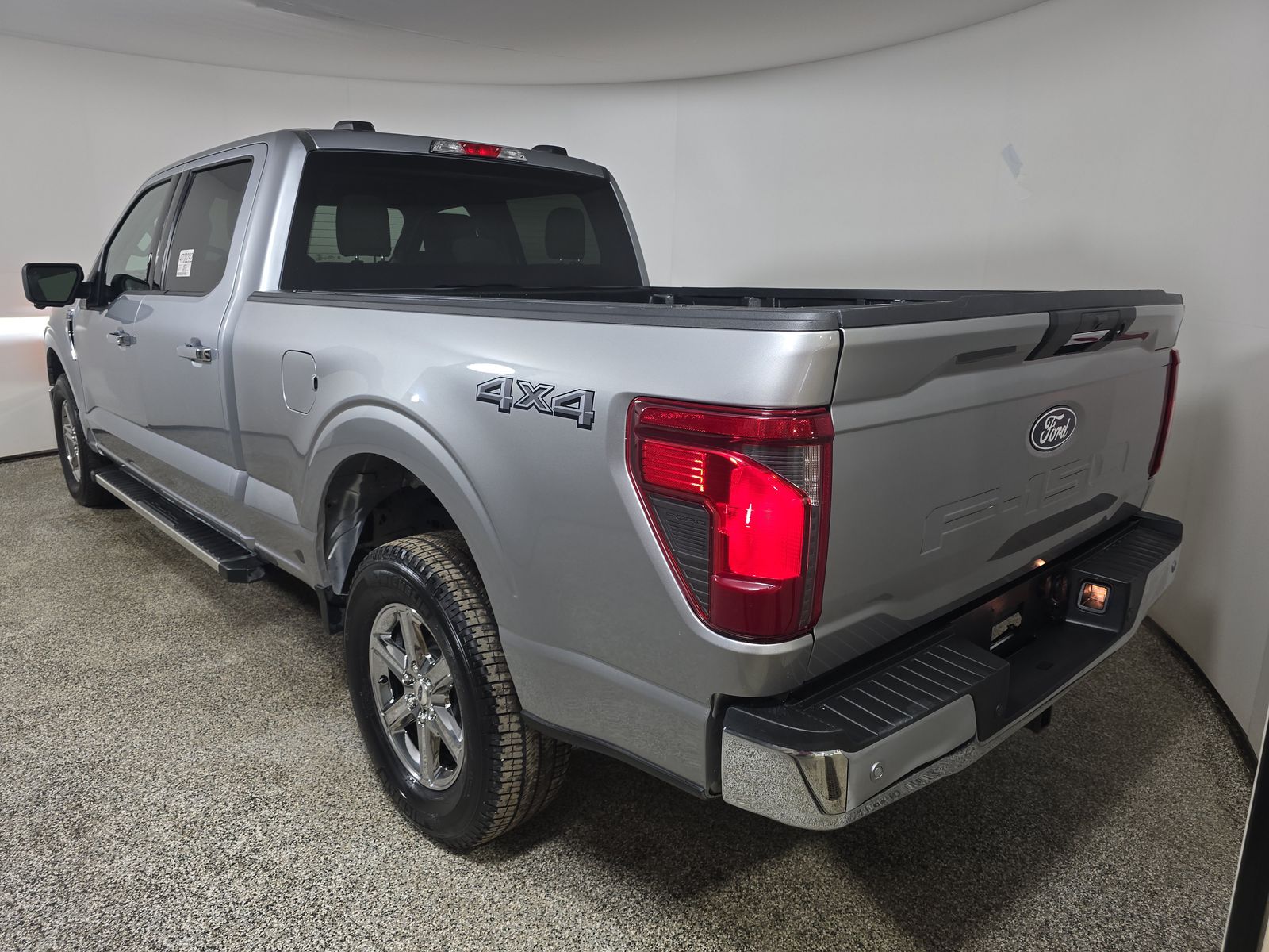 2024 Ford F-150 XLT AWD