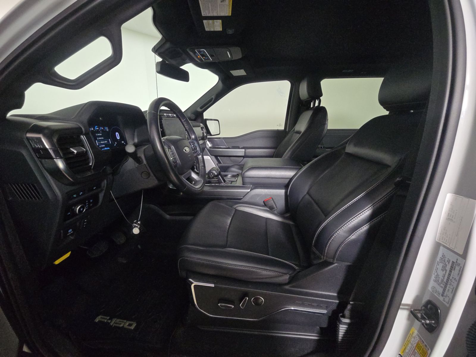 2023 Ford F-150 Lariat AWD