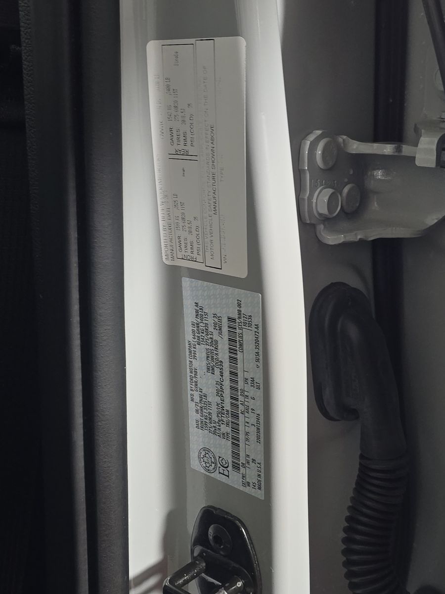 2023 Ford F-150 Lariat AWD