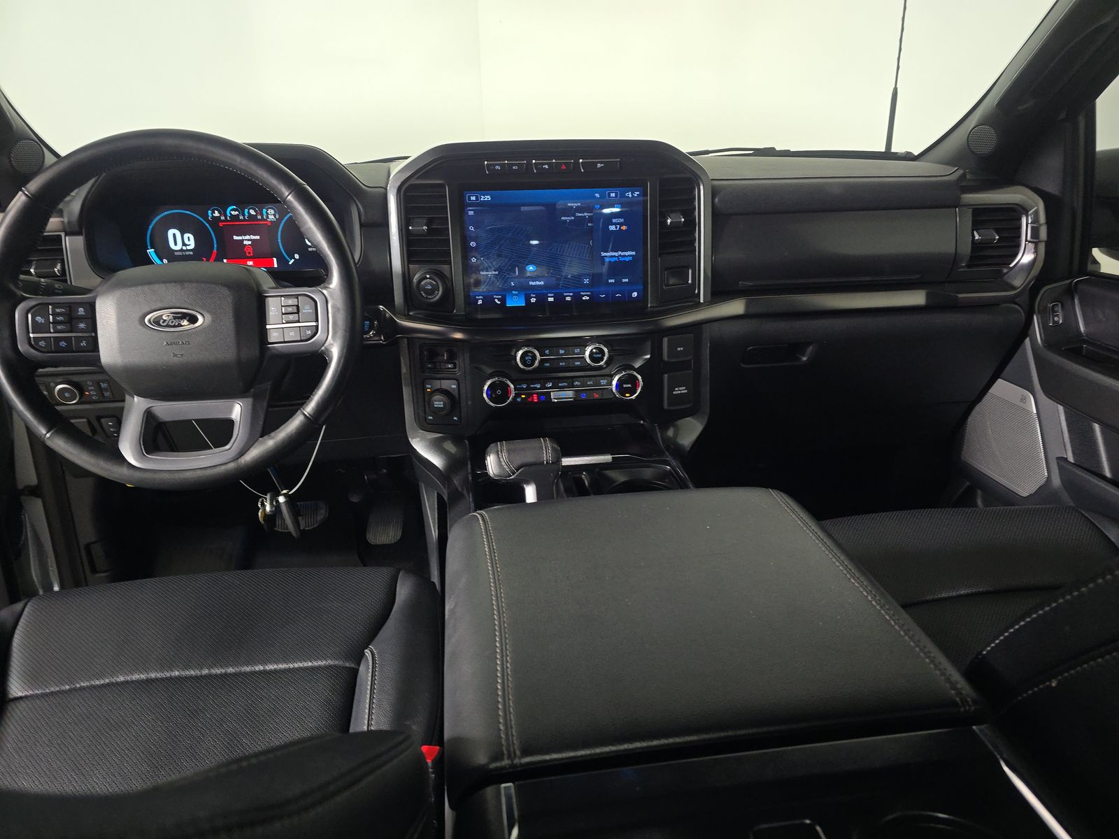 2023 Ford F-150 Lariat AWD