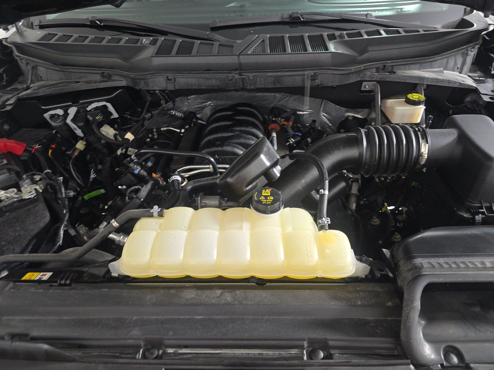 2024 Ford F-150 XLT AWD