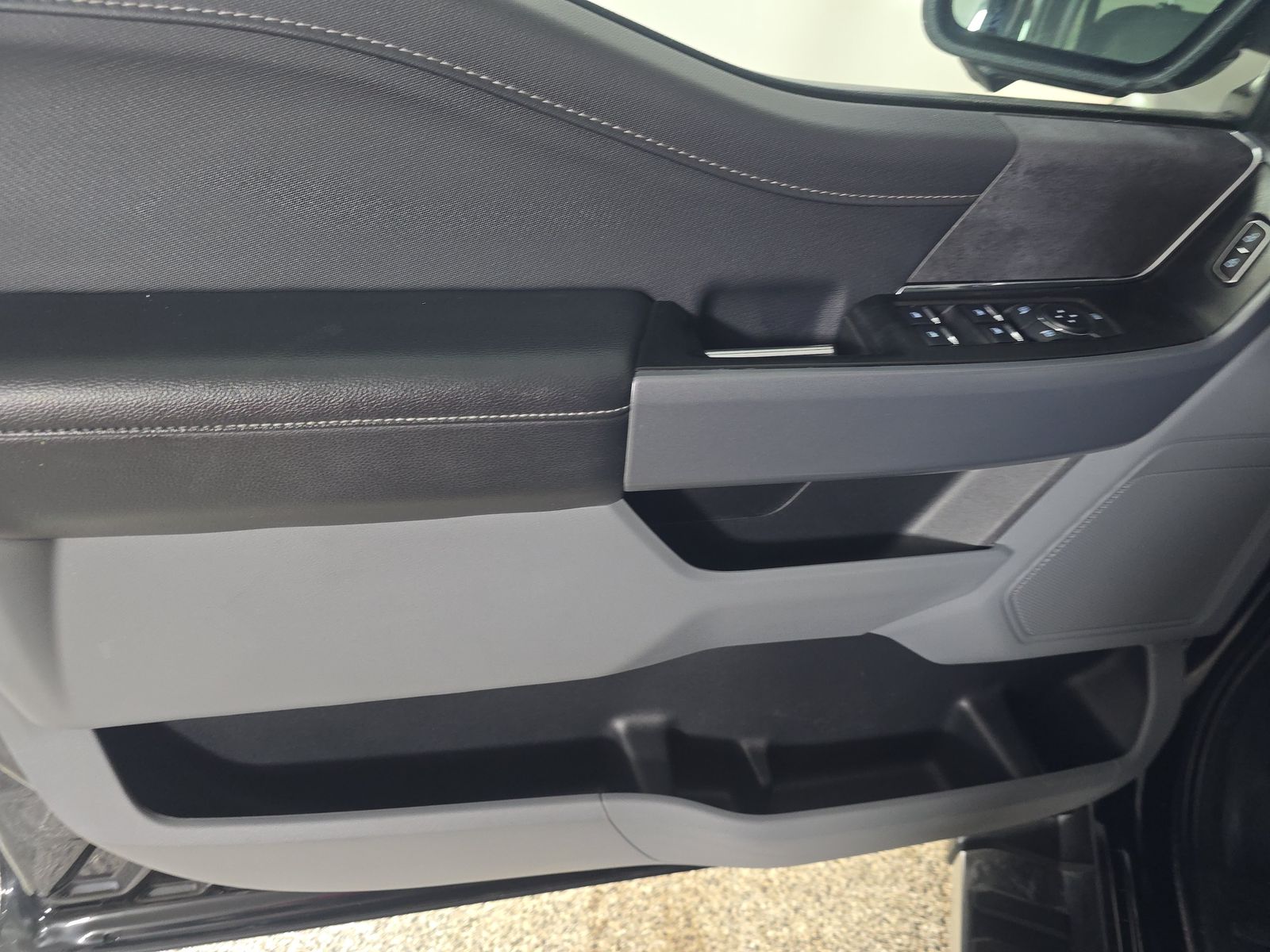 2024 Ford F-150 XLT AWD