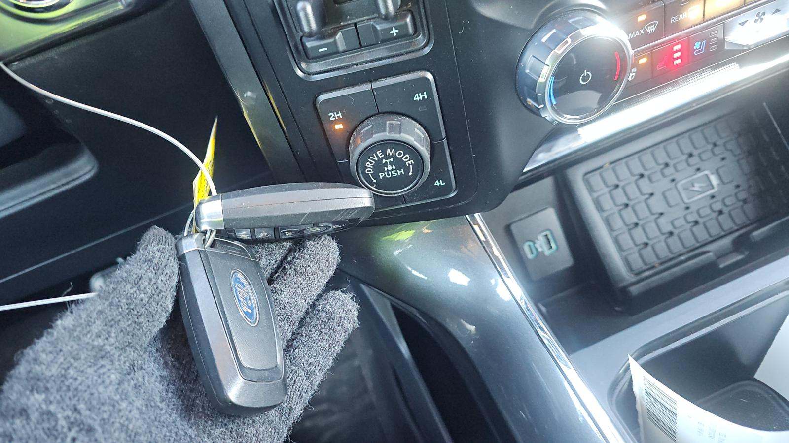 2023 Ford F-150 Lariat AWD