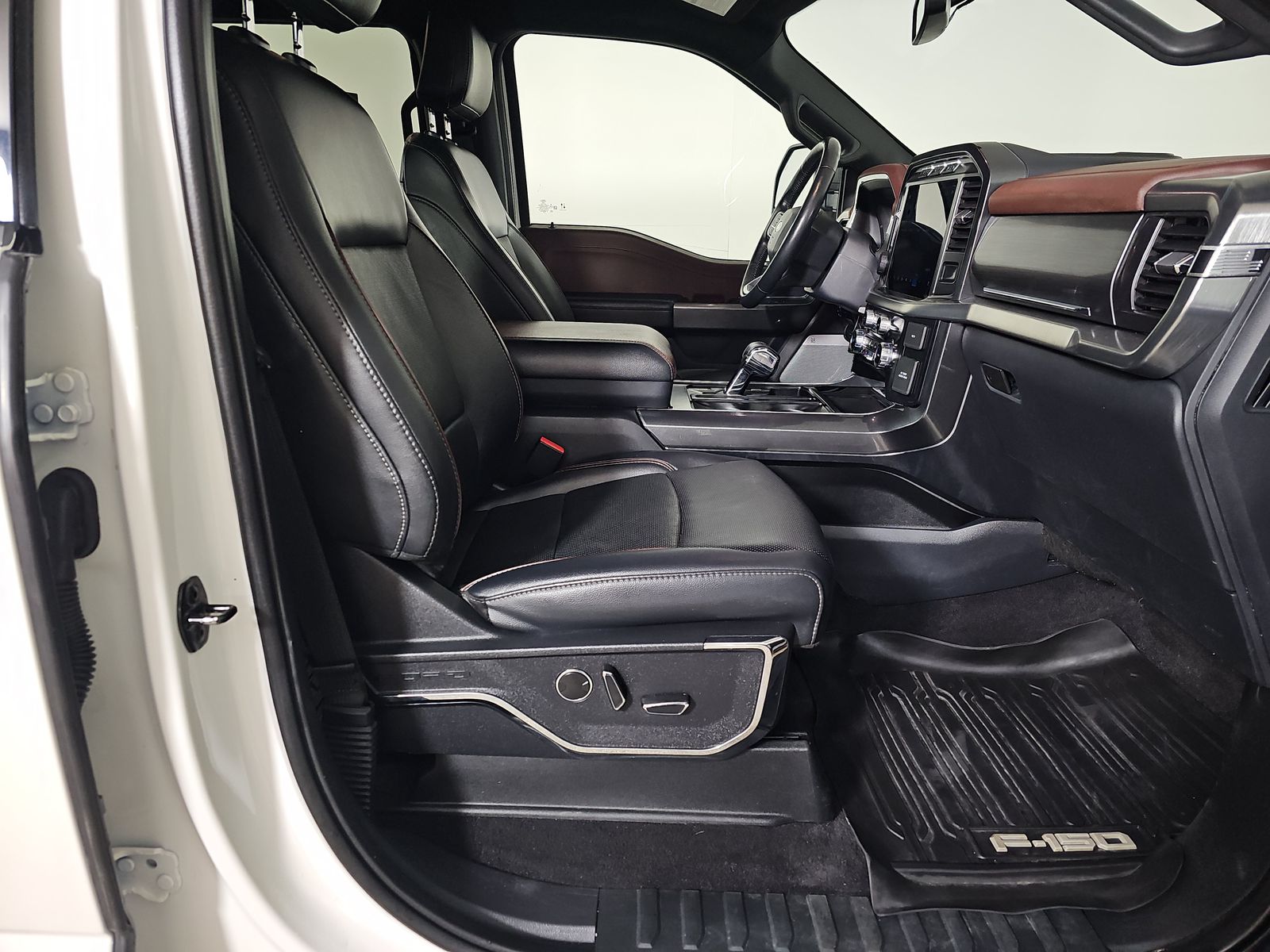 2023 Ford F-150 Lariat AWD