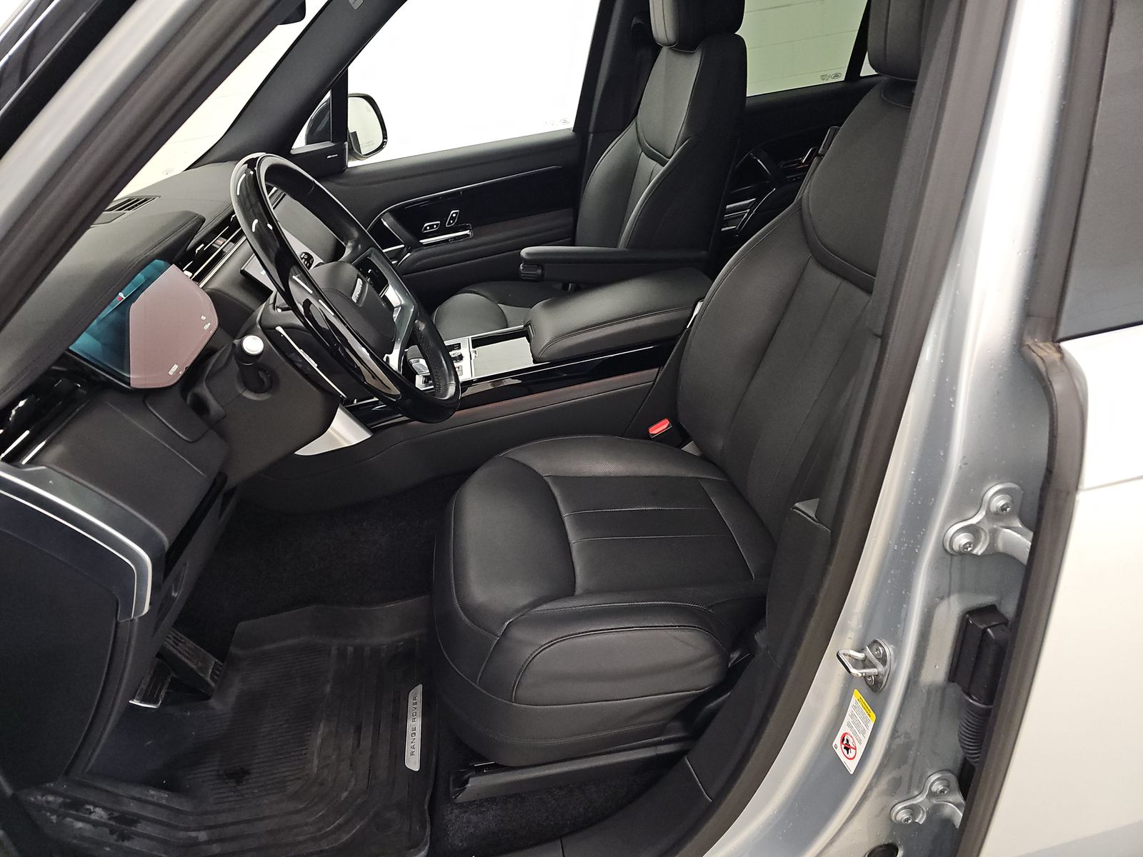 2023 Land Rover Range Rover SE AWD