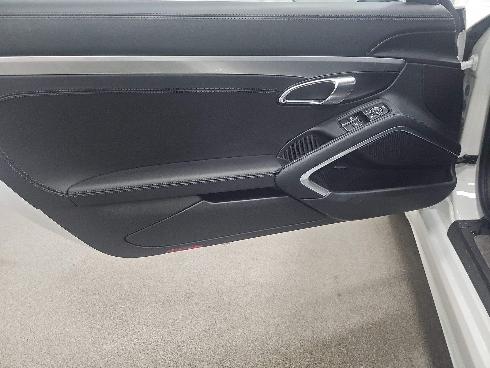 2025 Porsche 718 Boxster S RWD