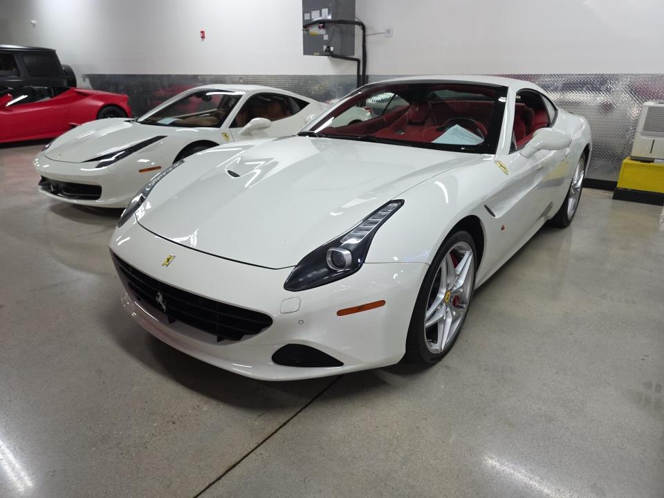 2017 Ferrari California T RWD