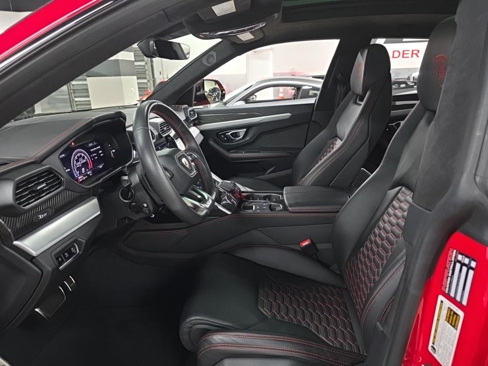 2021 Lamborghini Urus Base AWD