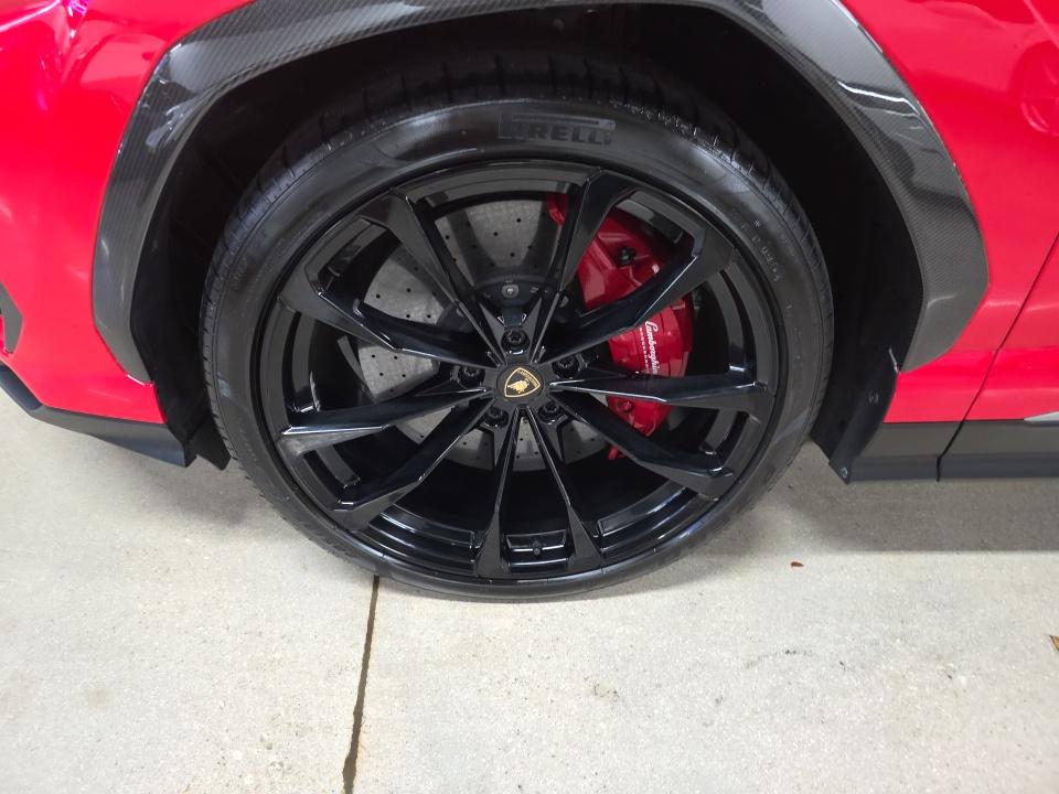 2021 Lamborghini Urus Base AWD