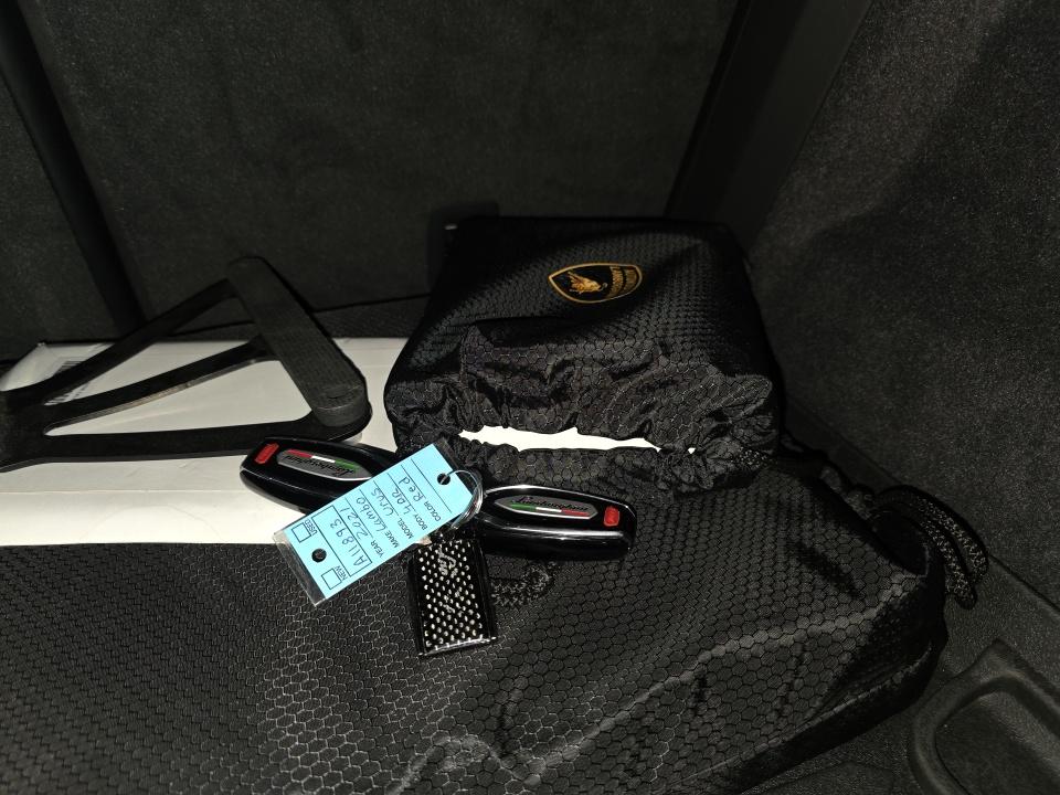 2021 Lamborghini Urus Base AWD