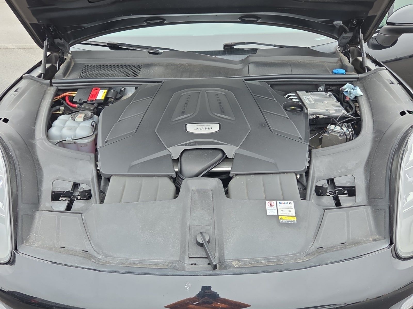 2022 Porsche Cayenne Base AWD