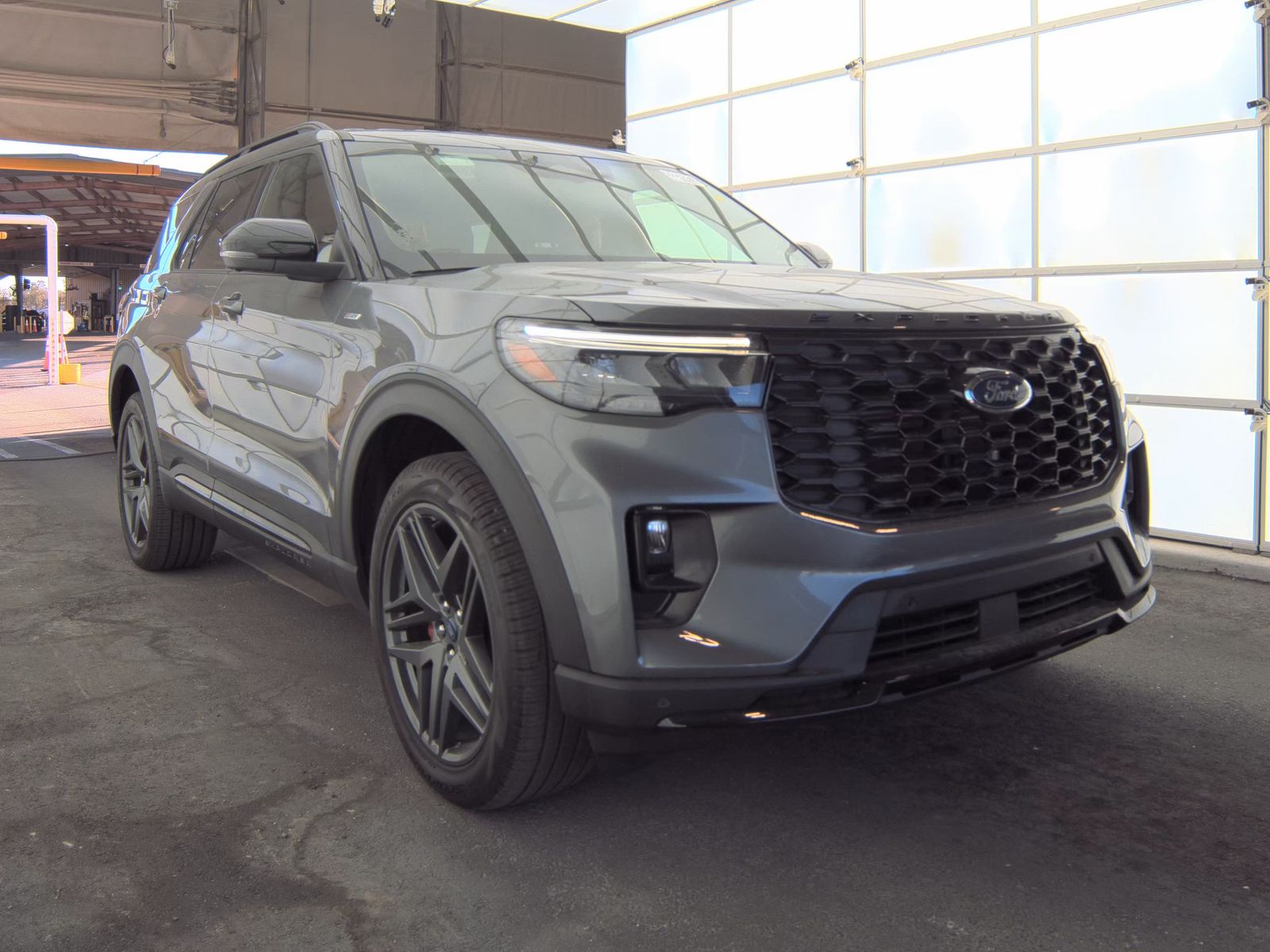 2025 Ford Explorer ST-Line AWD