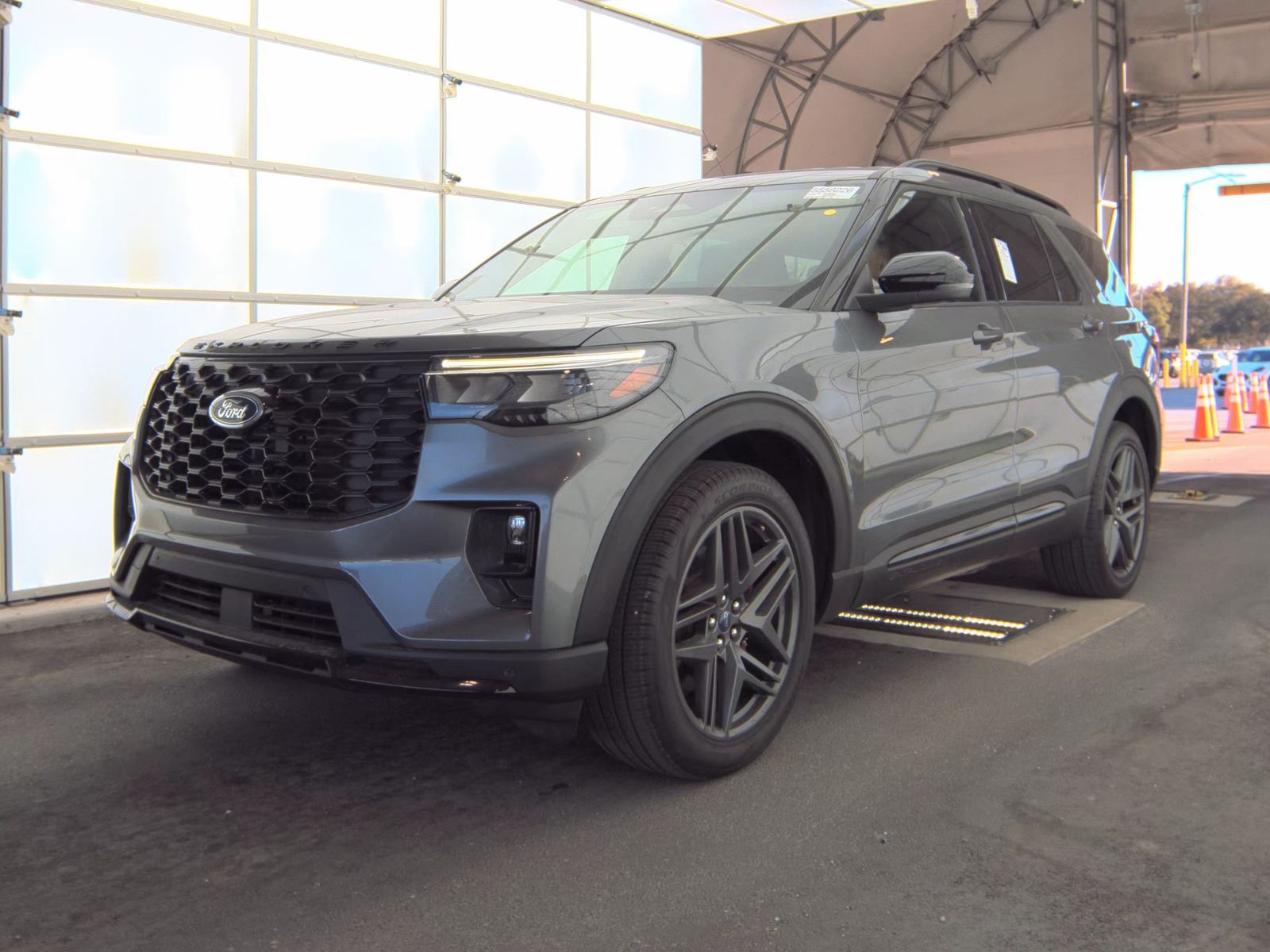 2025 Ford Explorer ST-Line AWD