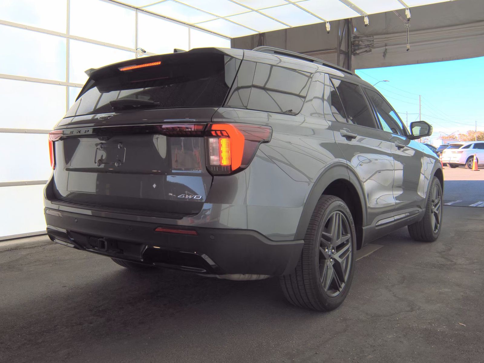 2025 Ford Explorer ST-Line AWD