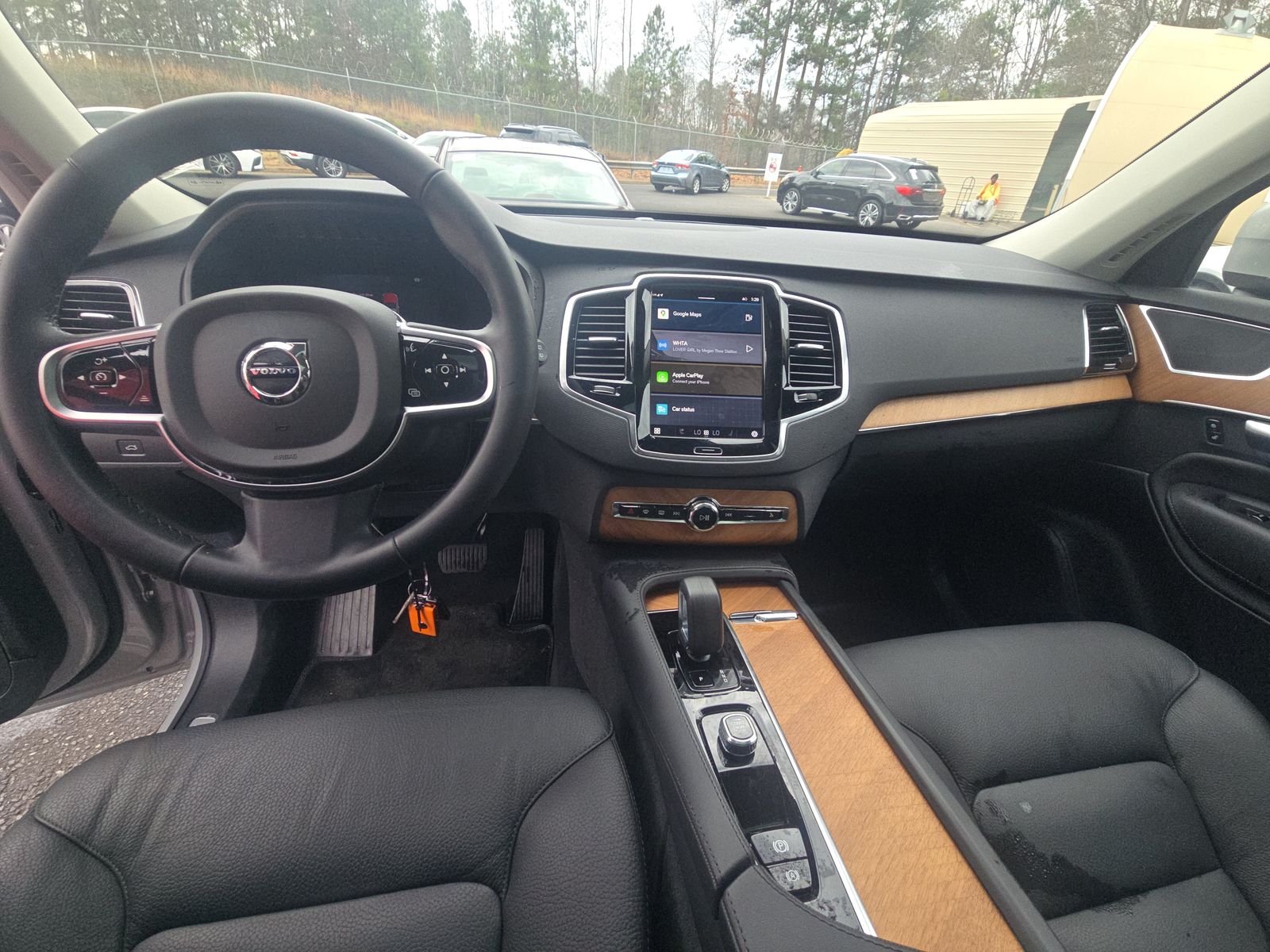 2025 Volvo XC90 B6 Plus AWD